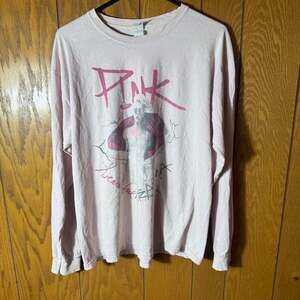 P!nk 2018 Beautiful Trauma World Tour Light Pink Long Sleeve Graphic T-Shirt